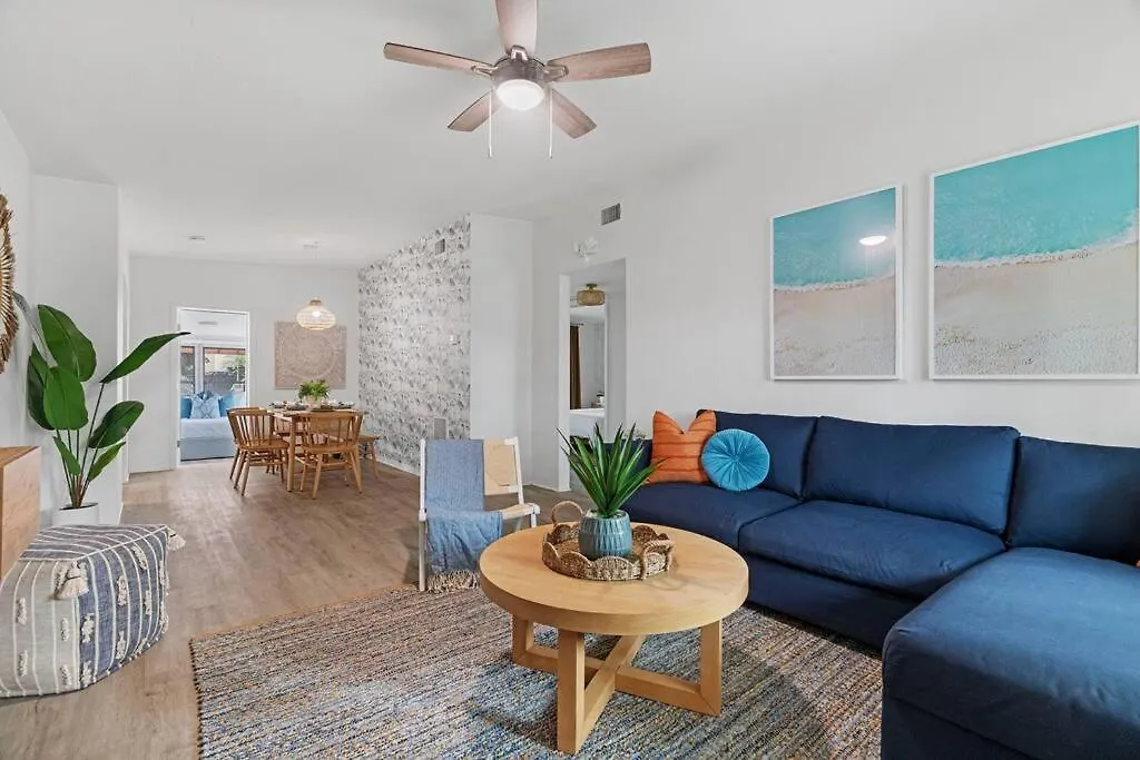 Blue Flamingo Paradise W/ Pool + Game Room + Grill + Fire Pit Largo