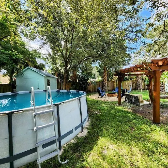 Blue Flamingo Paradise W/ Pool + Game Room + Grill + Fire Pit Largo