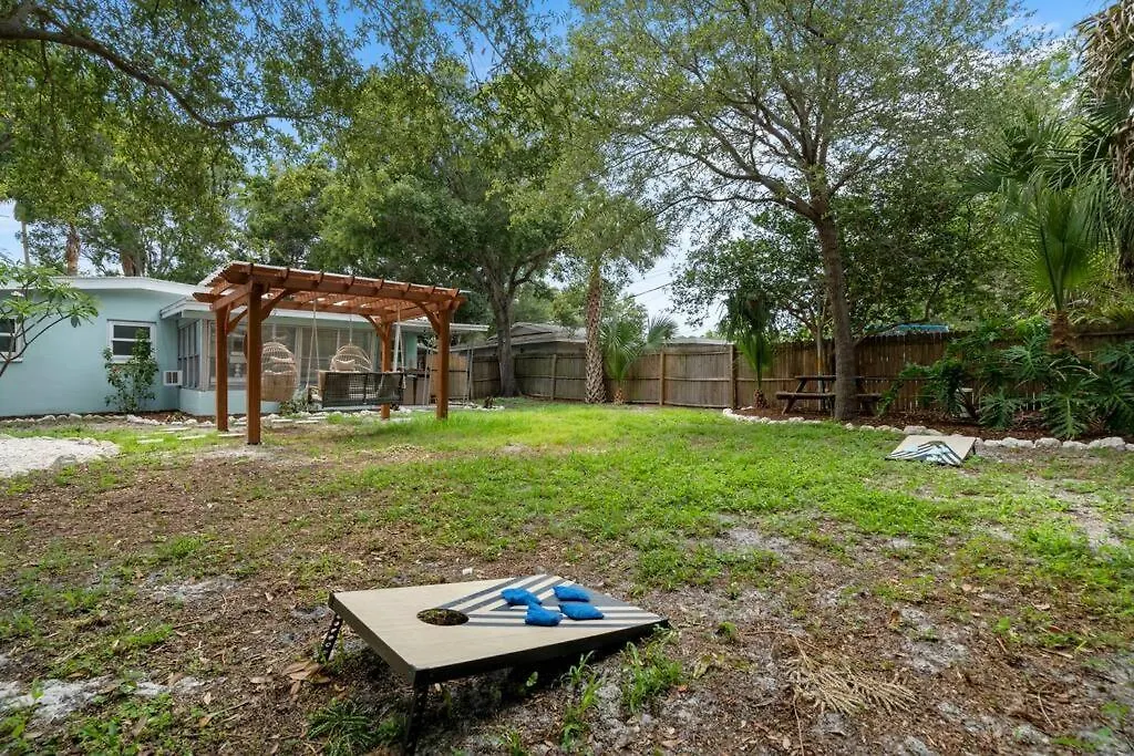 Blue Flamingo Paradise W/ Pool + Game Room + Grill + Fire Pit Largo 0*,  United States